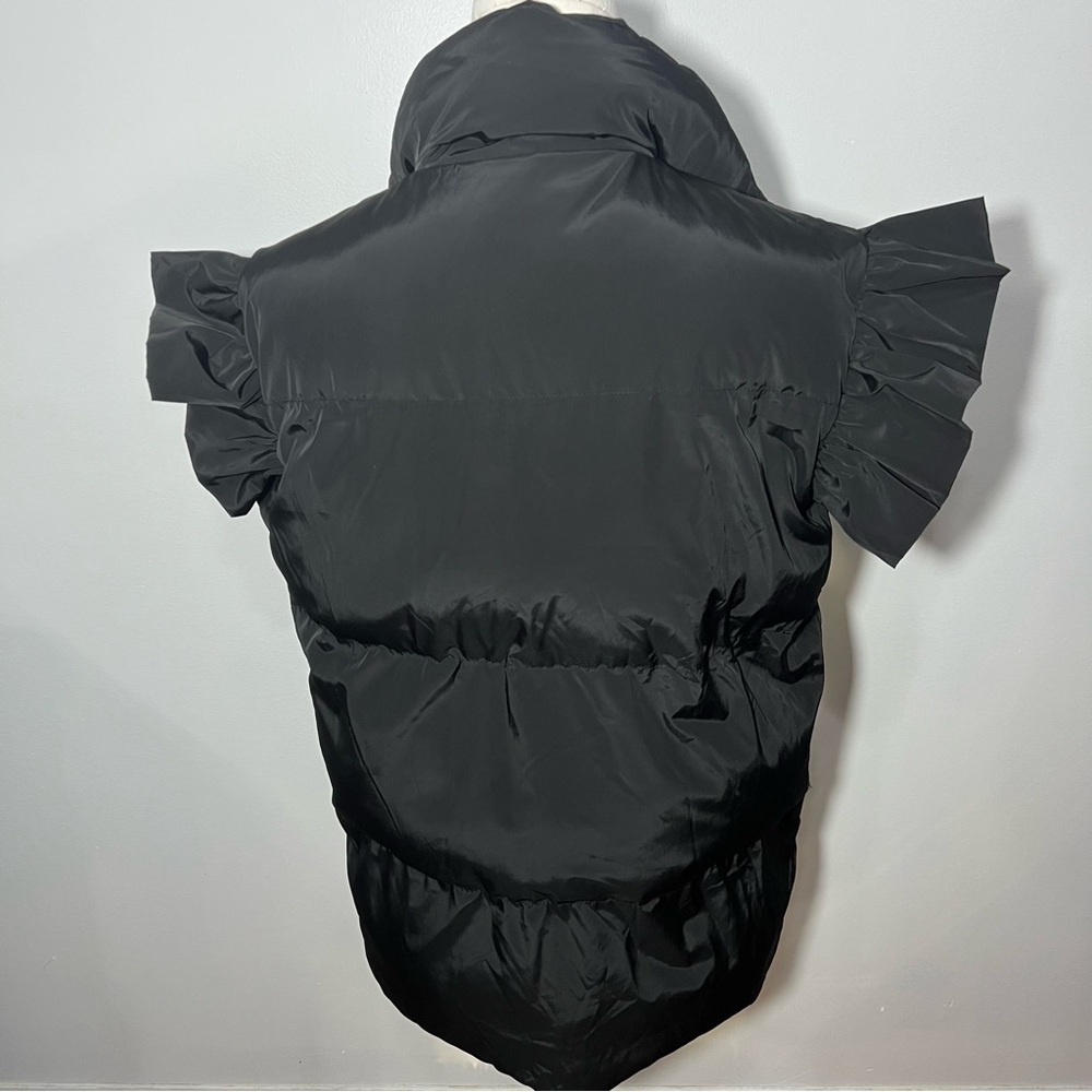 Bucket List Black Ruffled Puffer Vest -- M - Picture 7 of 10